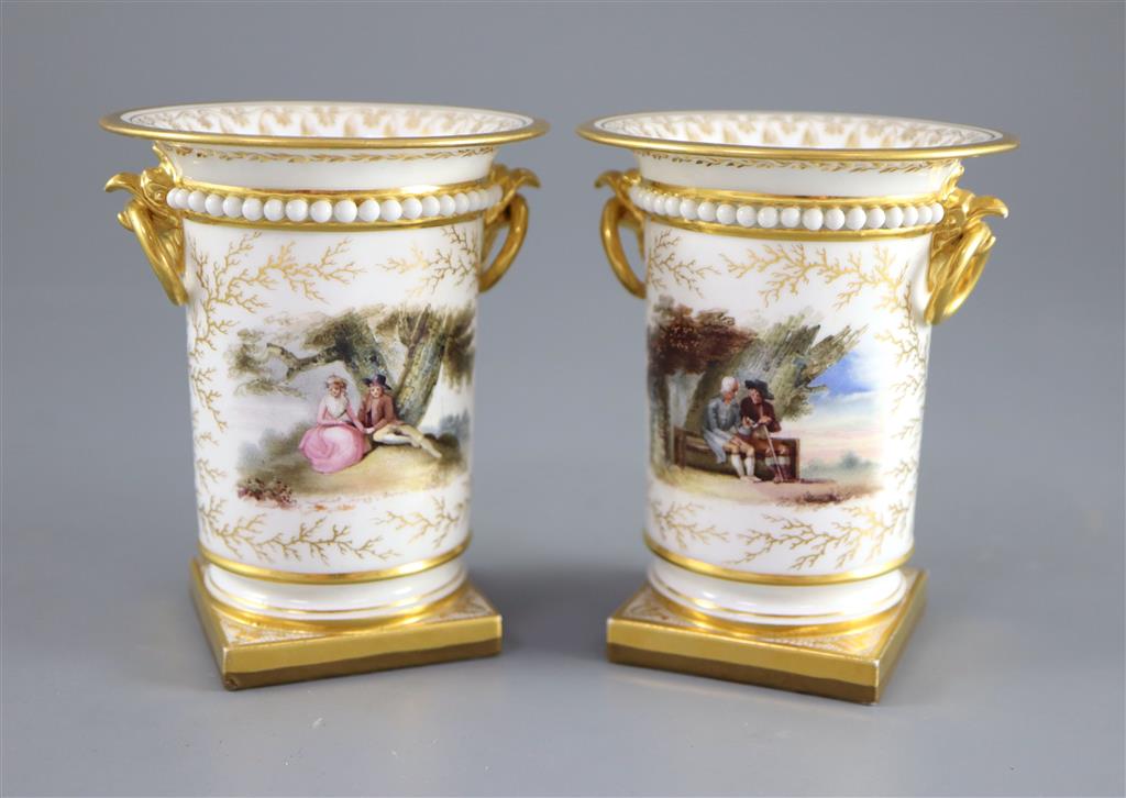 A good pair of Flight, Barr & Barr spill vases, c.1825, 9cm high